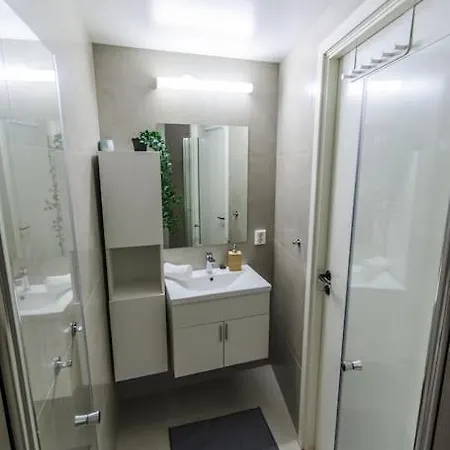 7 Soverom I Hjertet Av Appartement