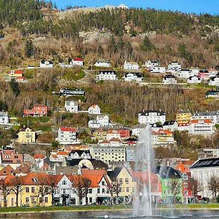 7 Soverom I Hjertet Av Appartement